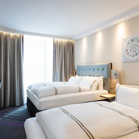 Express - - Centre 3* Φράιμπουργκ