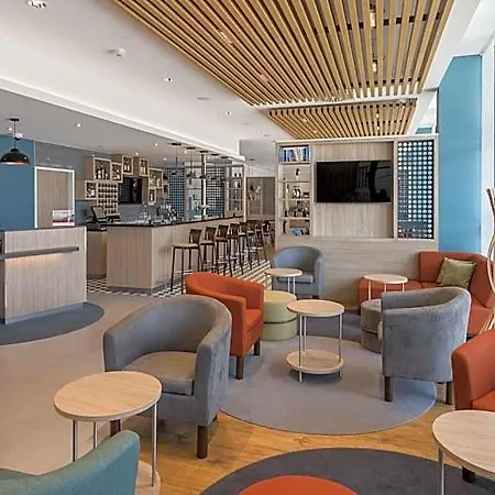 Express - - Centre Hotel