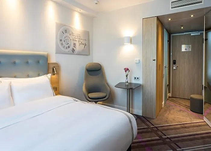 Express - - Centre 3*